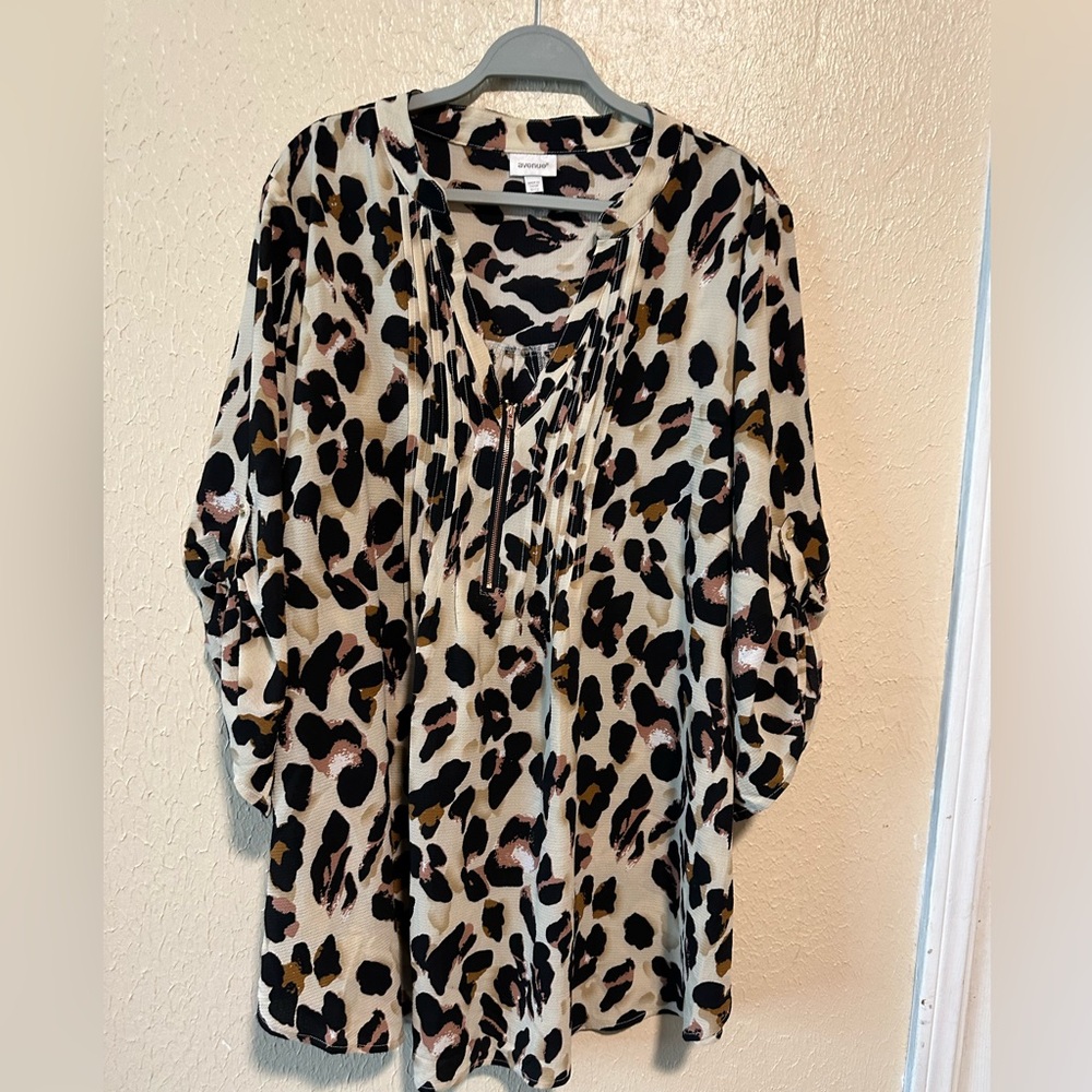 Avenue Leopard Print Tunic Size‎ 30/32 Plus Size Animal Print